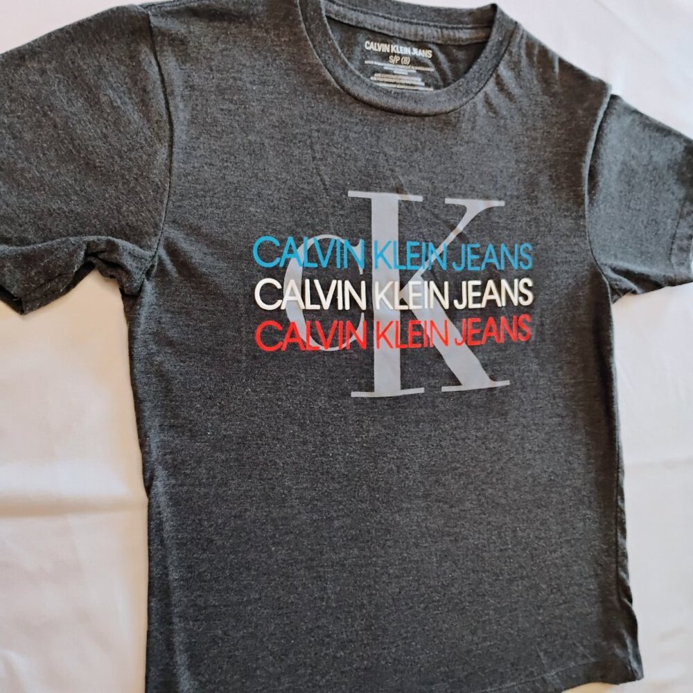 Grey Calvin Klein Jeans T-Shirt Small (8)